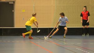 picture of floorball players